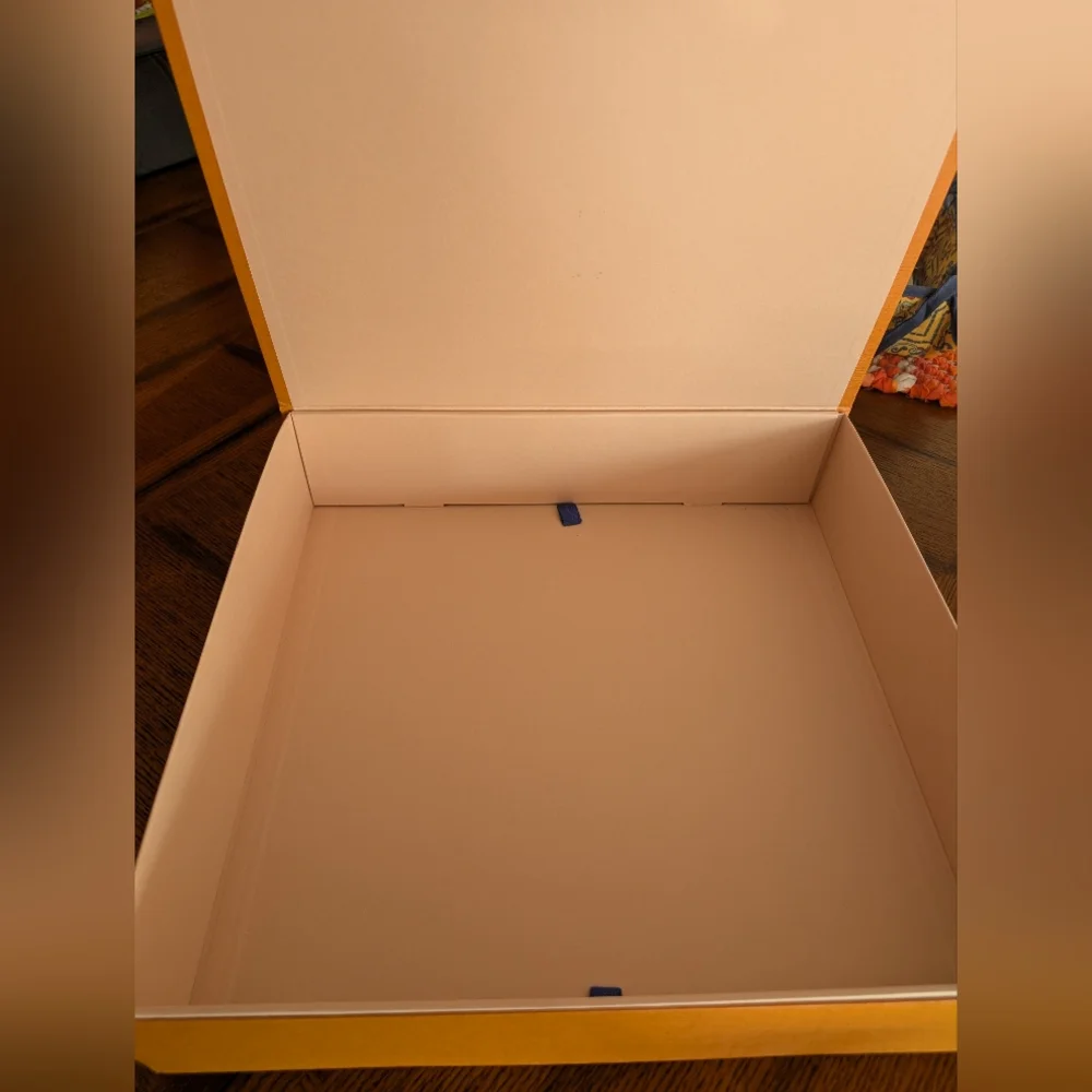 Louis Vuitton Magnetized Gift Box